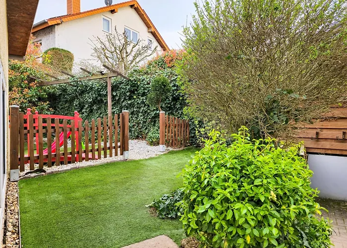 Star-Apartment - Calm, Spacious & Garden, 120M2