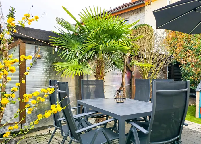 Star-Apartment - Calm, Spacious & Garden, 120M2